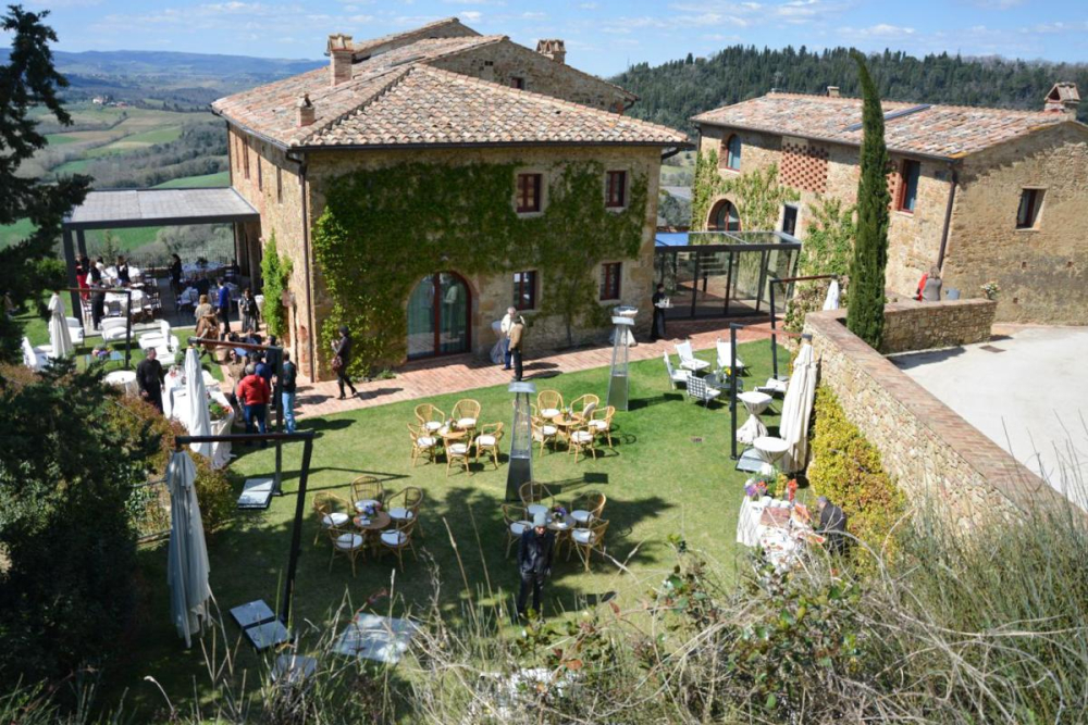crop_9999_1000_Castellare-Corti-Wedding-Tuscany-Olivers-Travels3.jpg