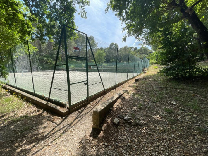 Tennis Court - Artificial Grass