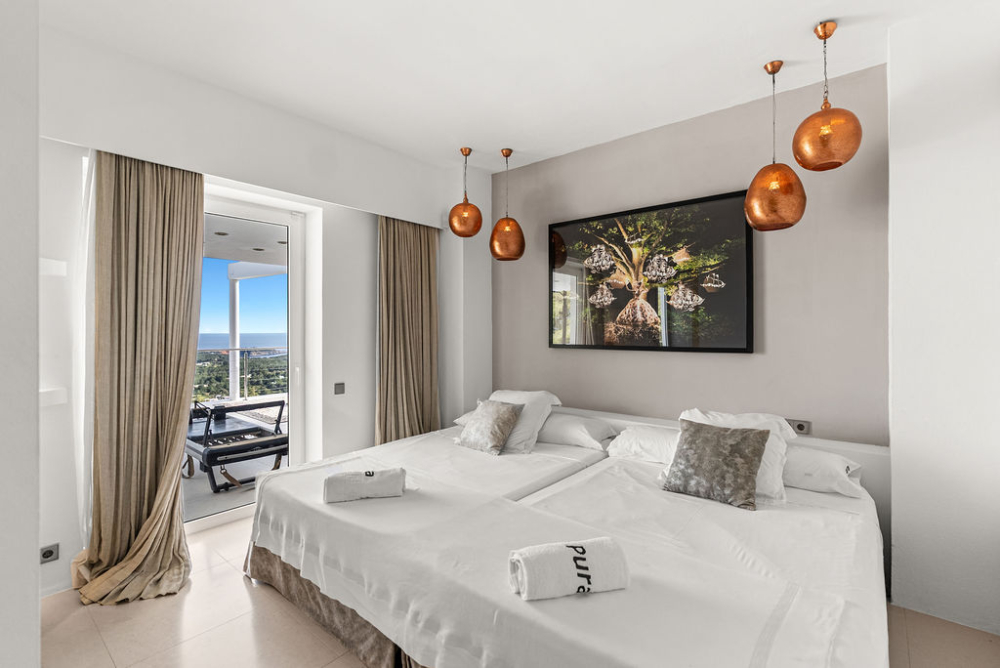 Villa Pura with Seaview and New Padel Court (18).jpg