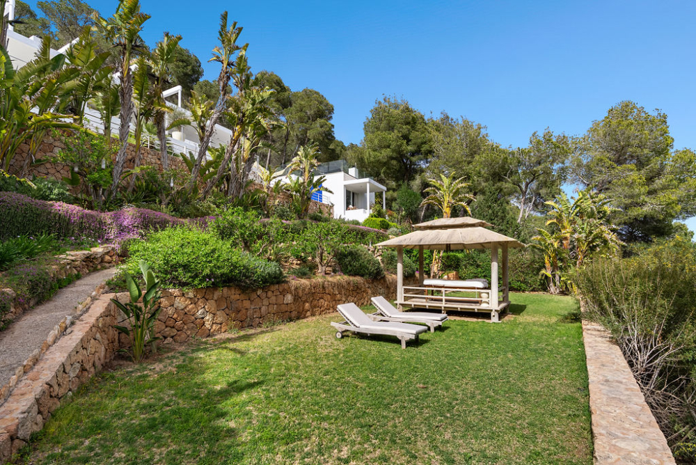 Villa Pura with Seaview and New Padel Court (7).jpg